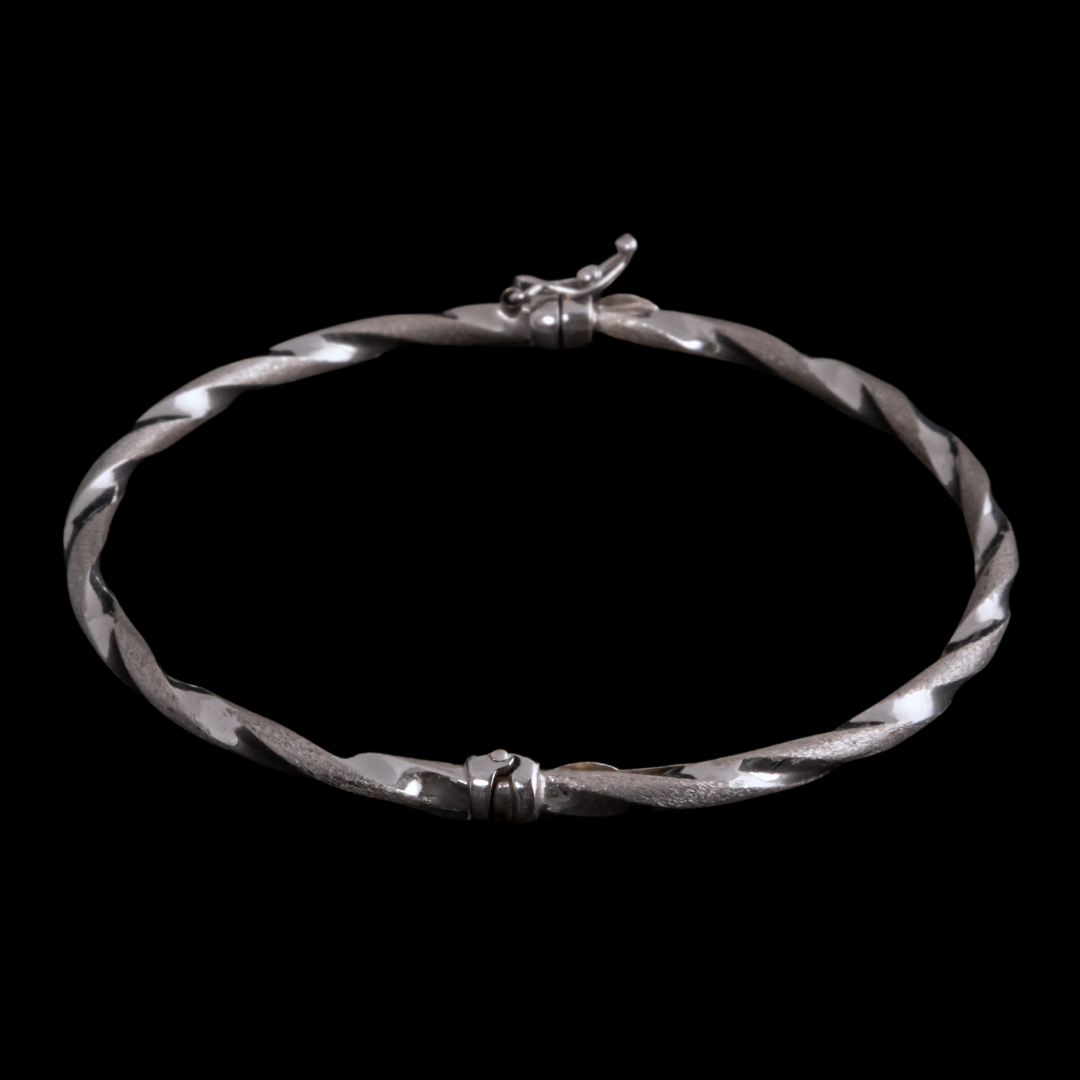 PULSERA RIGIDA TRENZADA -PU044