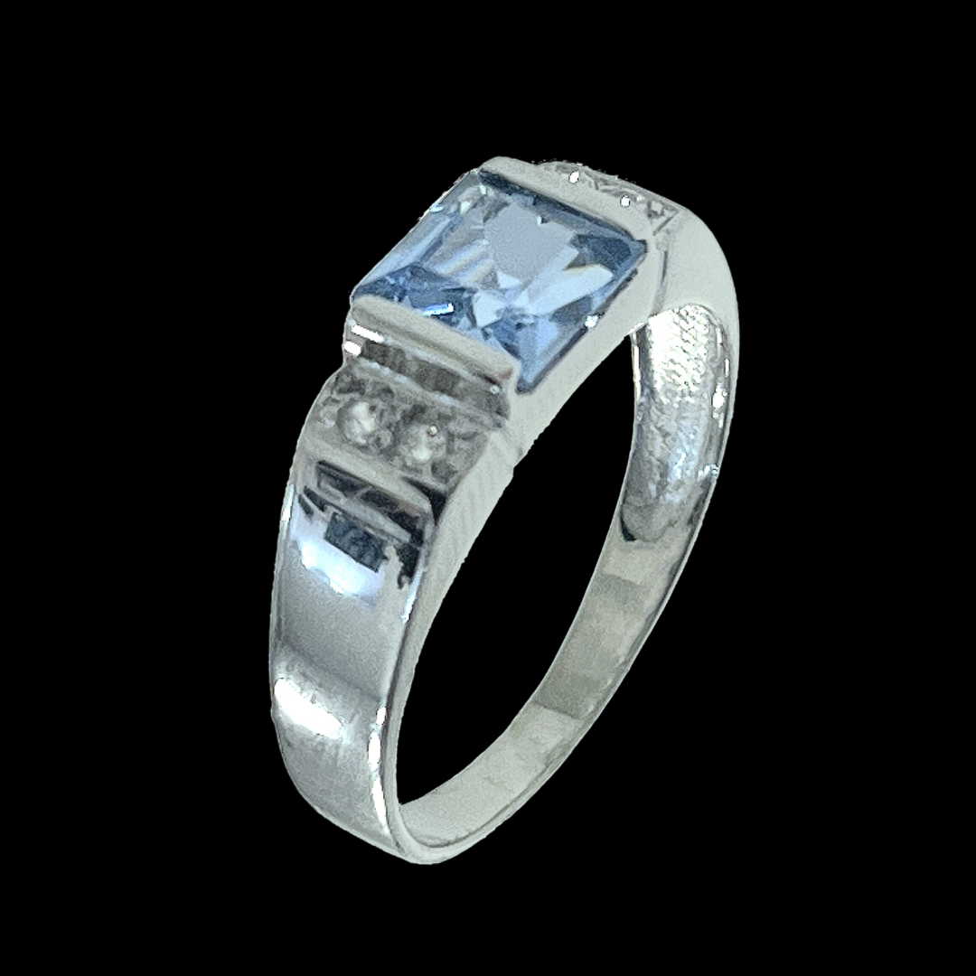 ANILLO CON PIEDRA CENTRAL -AN836