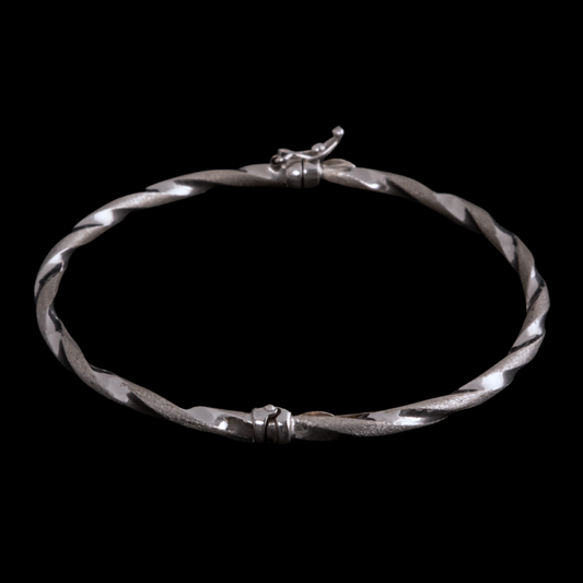 PULSERA RIGIDA TRENZADA -PU044