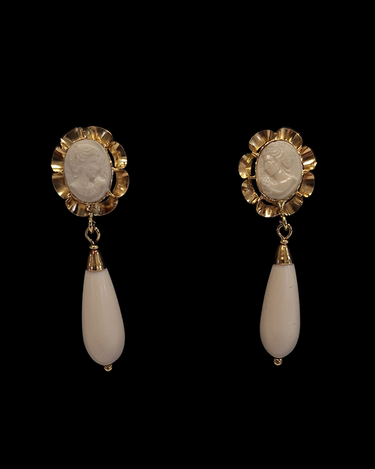 PENDIENTES CORAL BLANCO -PT476